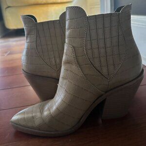 Rebecca Minkoff Sabana Too Leather Ankle Boot Sand Size 8